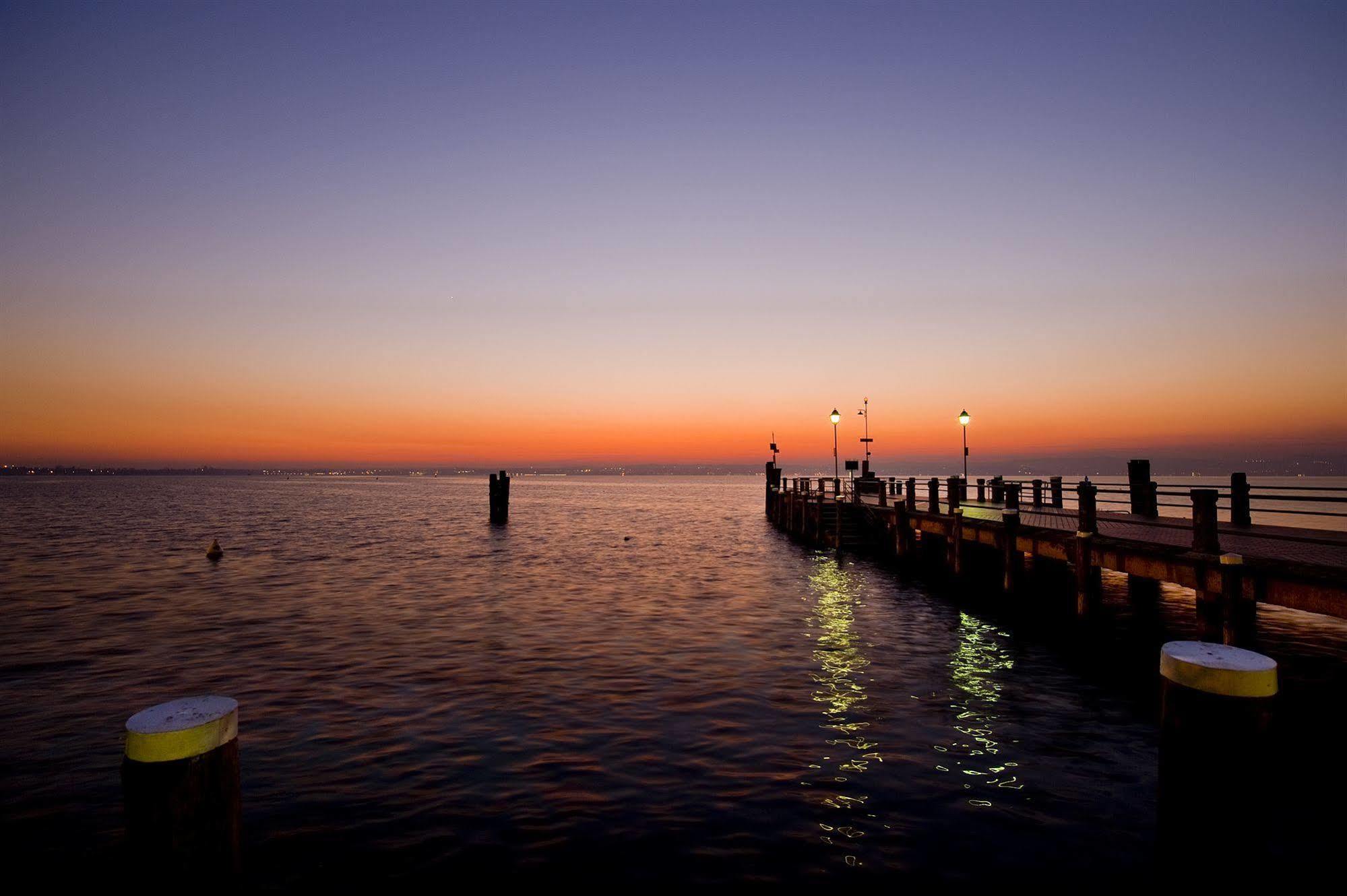 Hotel Sirmione Terme Bagian luar foto